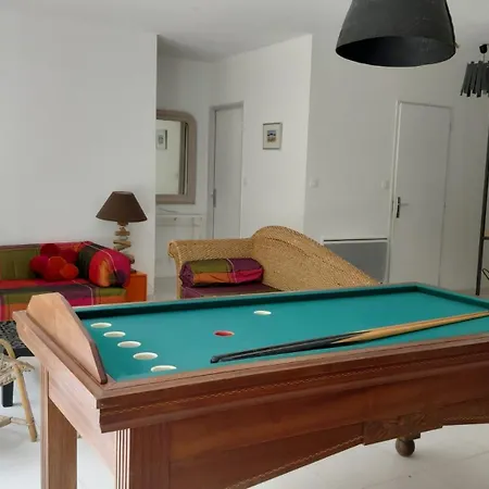 Maison Familiale - A 800m Et Proche Marche Ferienhaus